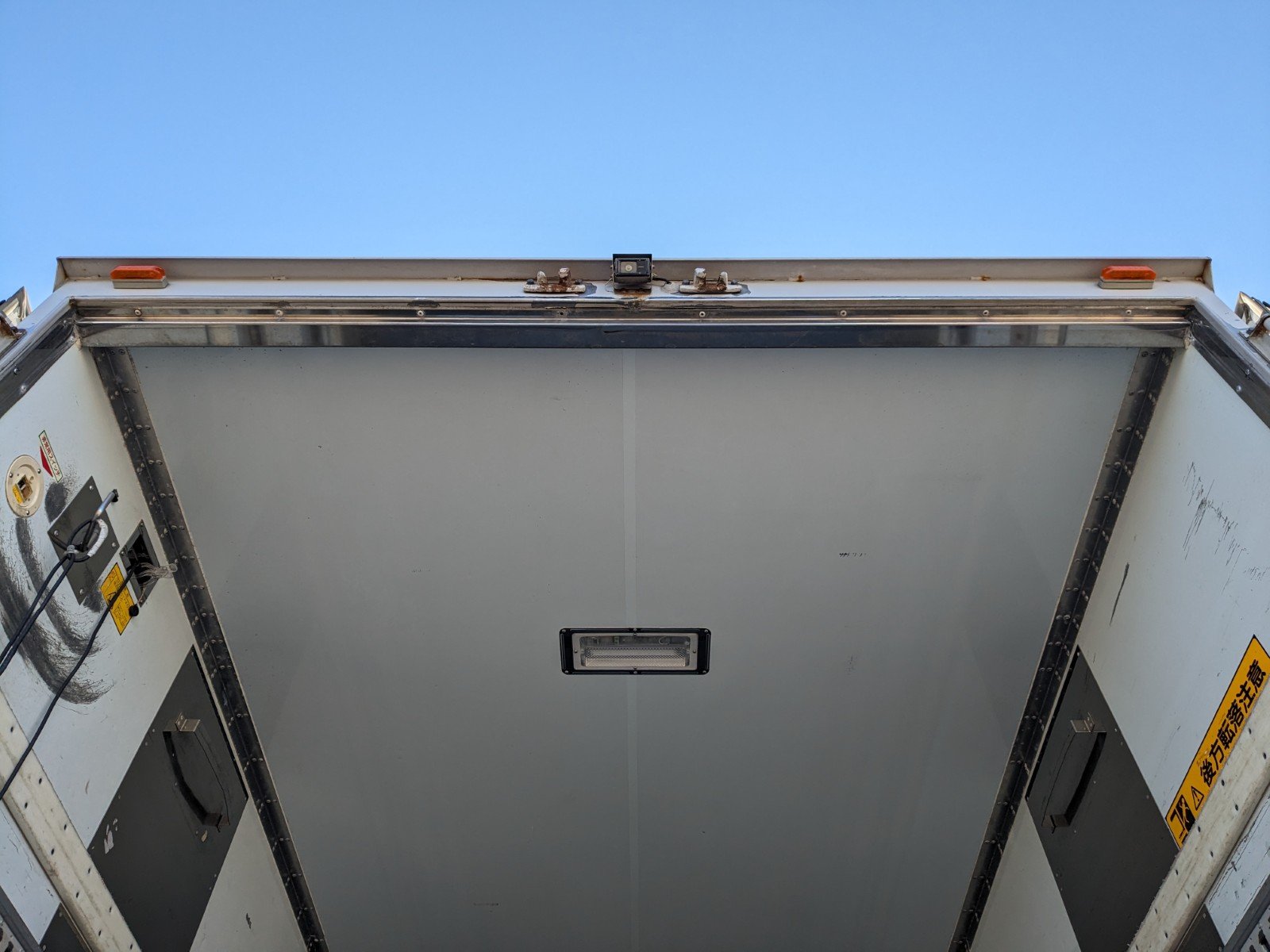 vehicle_image_20260213091236PNdEMeJqNc.jpg