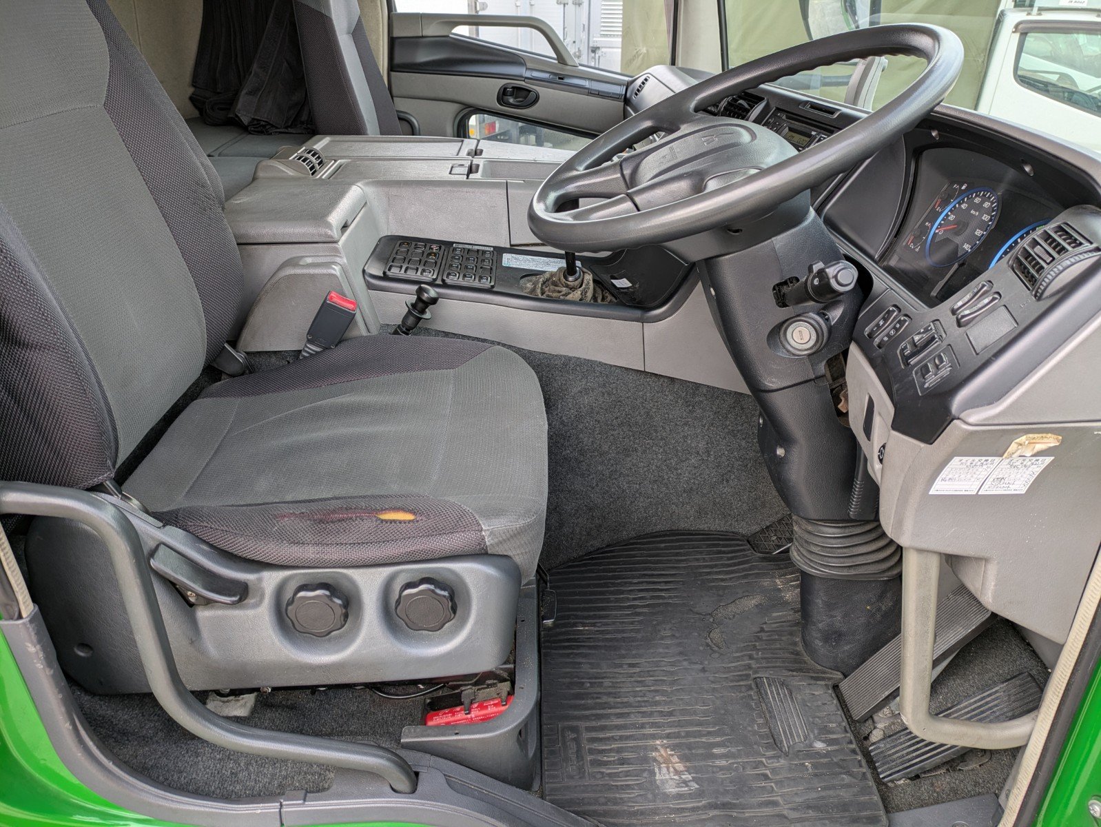 vehicle_image_20260126092121V5j0Hl88qJ.jpg