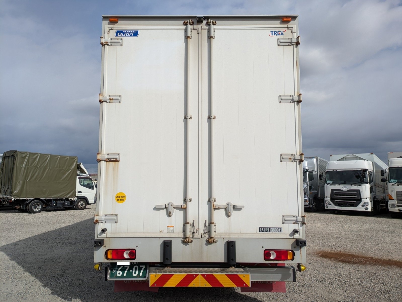 vehicle_image_20260126092334DXHaAKpP6R.jpg