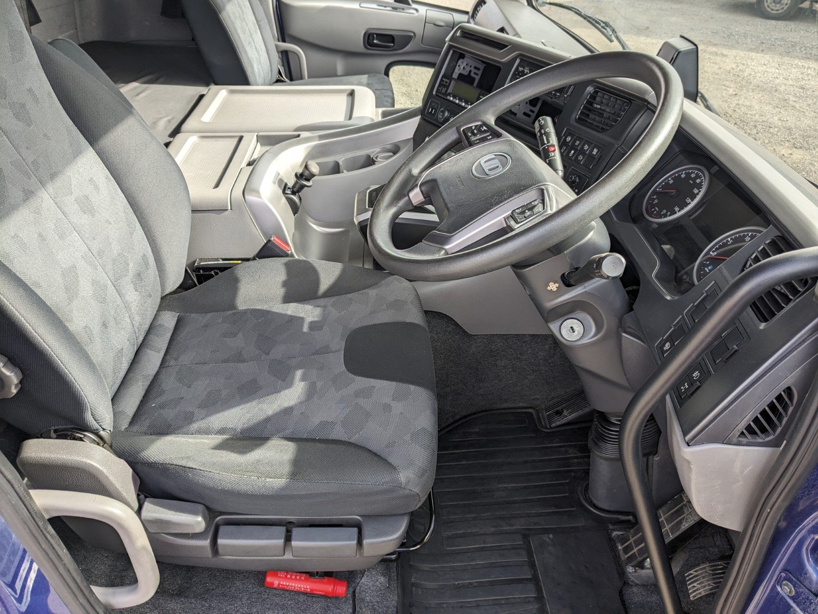 vehicle_image_20260129163939IlL80rJL7v.jpg