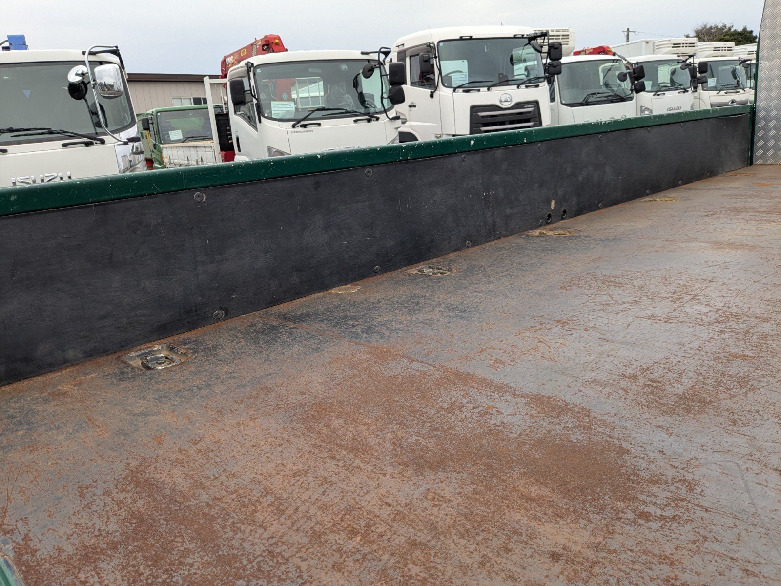 vehicle_image_202601261837117Mix2x5uiQ.jpg