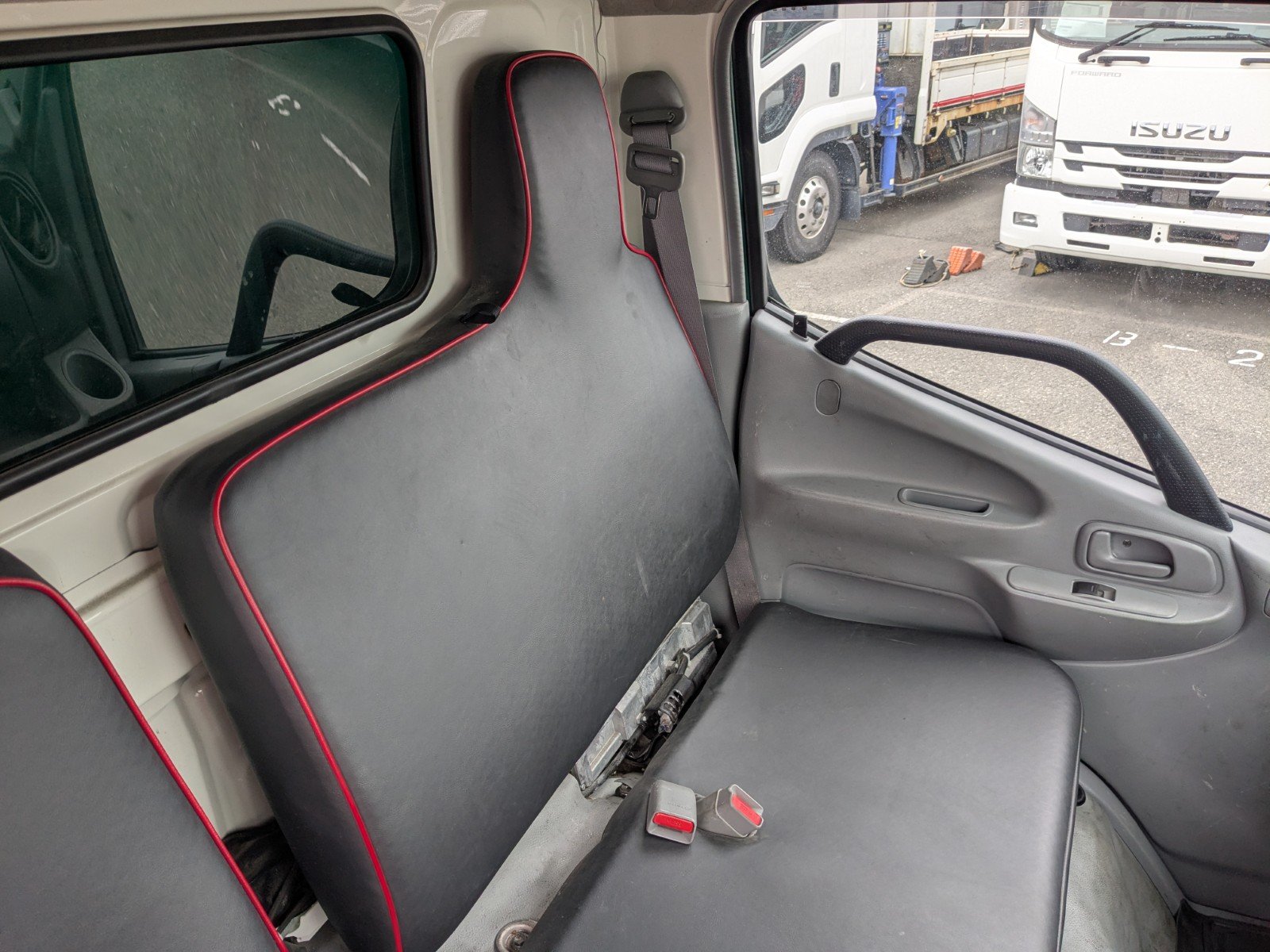 vehicle_image_20260126183725KIGpCagjYS.jpg