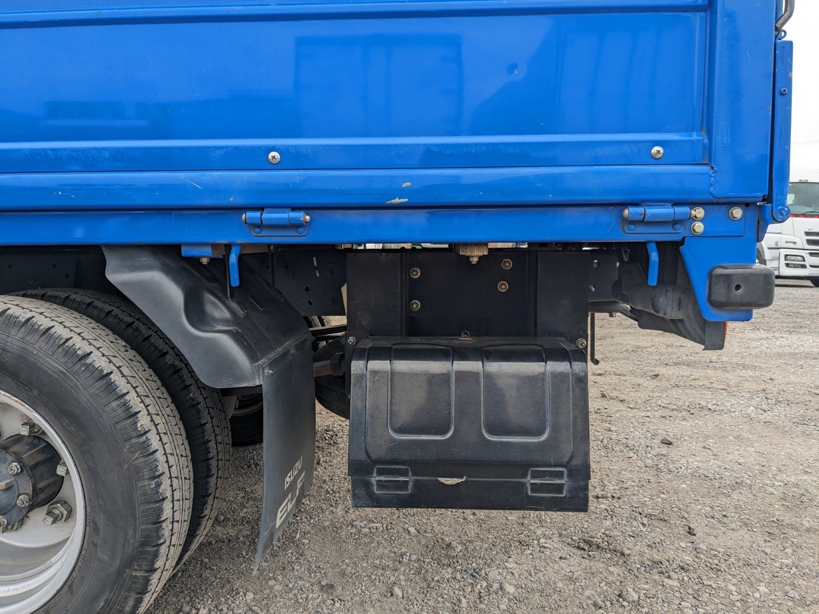 vehicle_image_20260309160843YAtxgSK3Hj.jpg