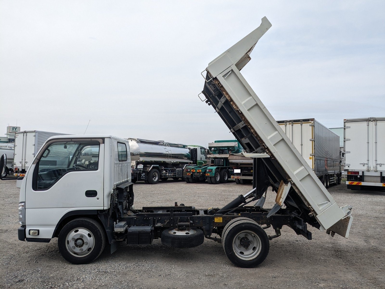 vehicle_image_202603061430290Ck5uuJu36.jpg