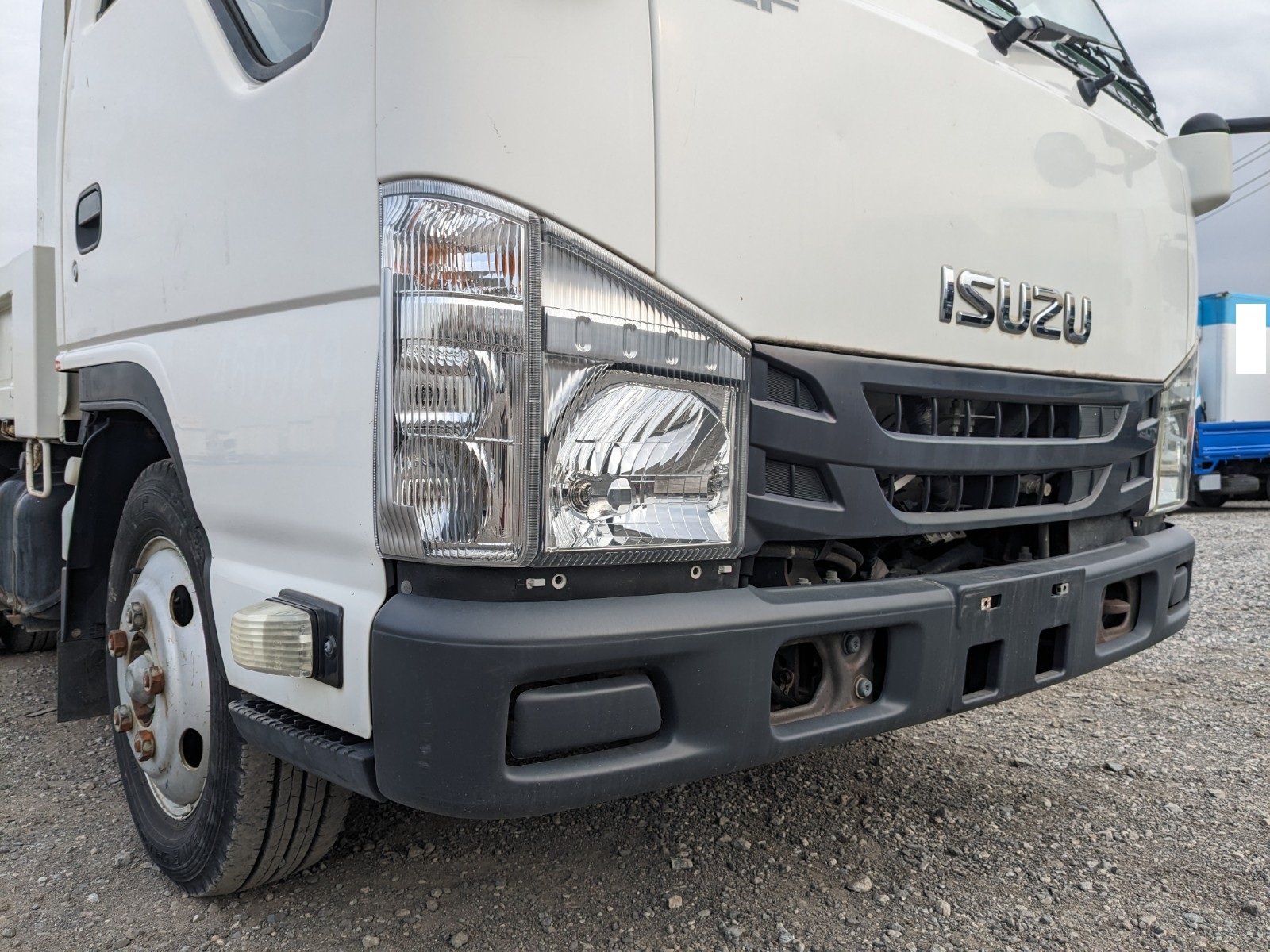 vehicle_image_202603061430298MsazqvCjx.jpg