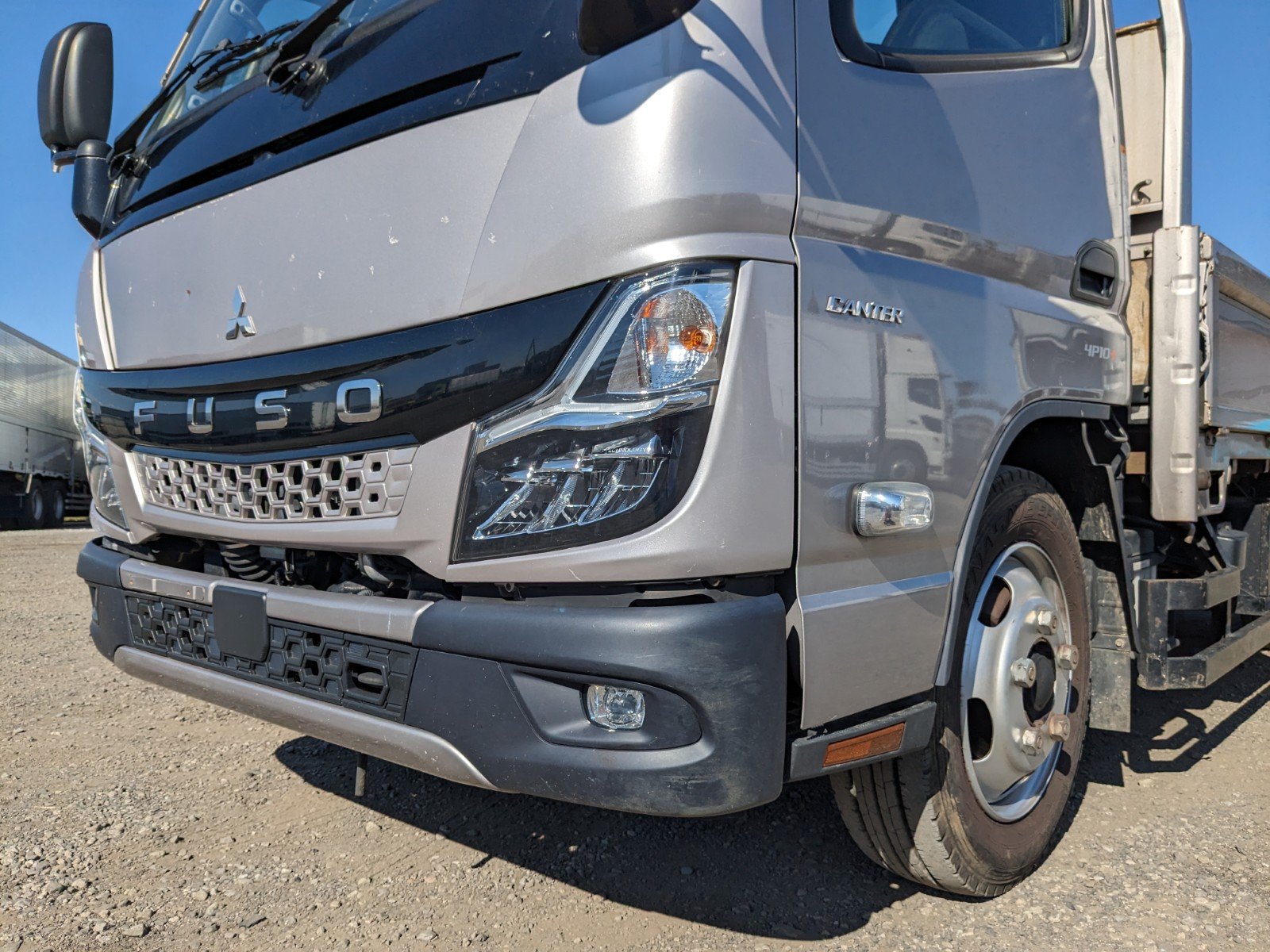 vehicle_image_20260316164525T43jv9XUfq.jpg