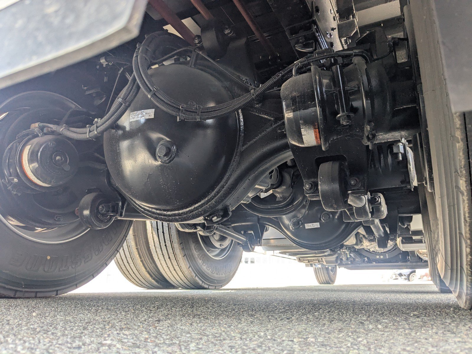 vehicle_image_20260515093444VZJyzC5IHC.jpg