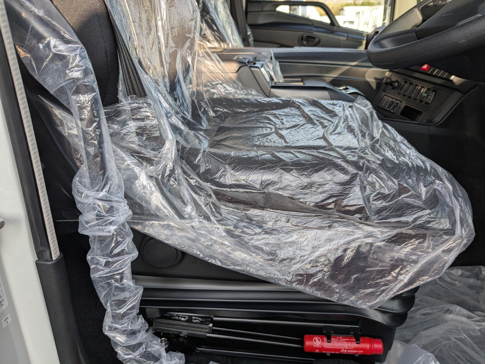 vehicle_image_20260522180042mOHnc0wVii.jpg