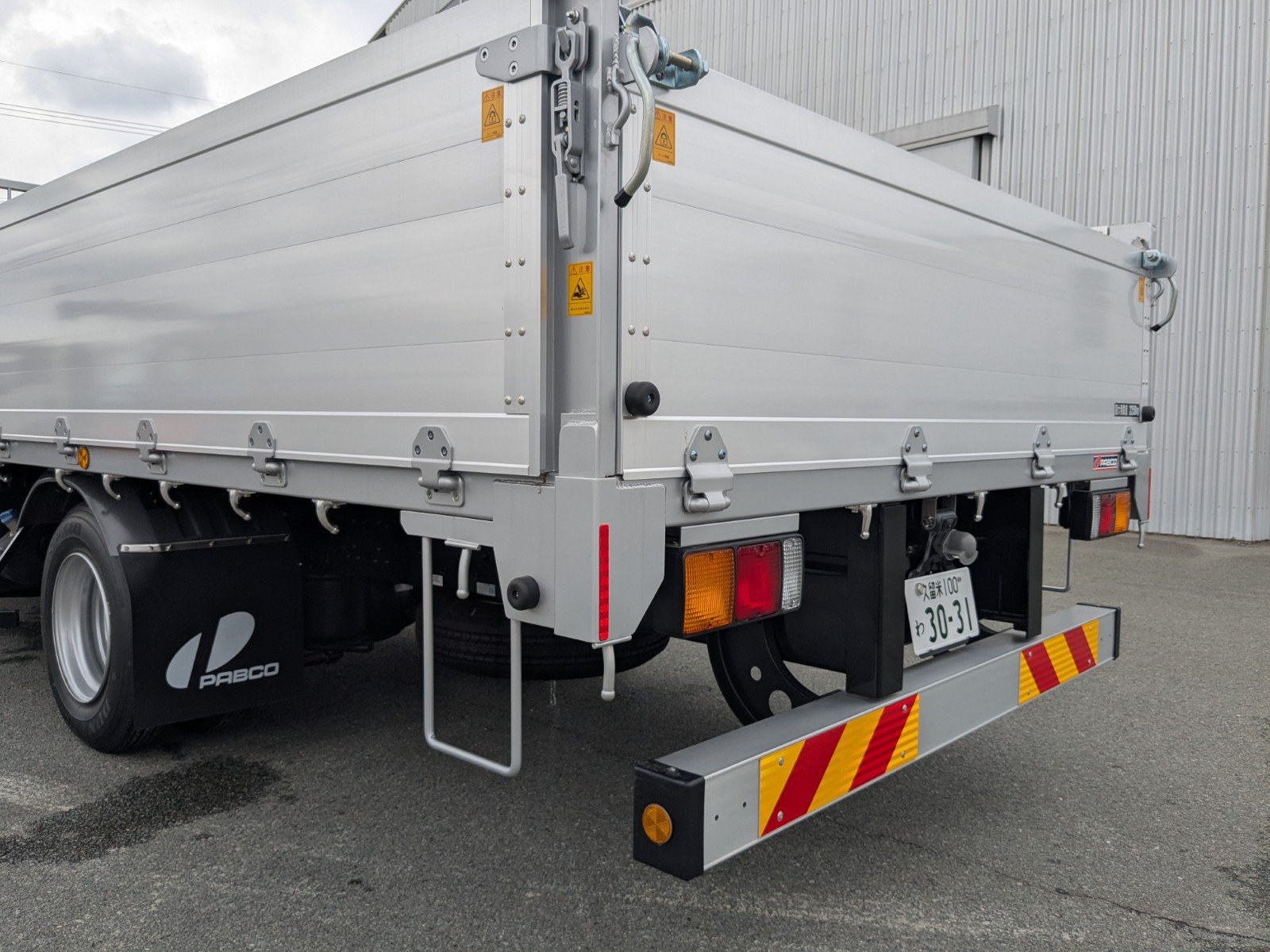 vehicle_image_20260606150257VMw2eyfJ3W.jpg