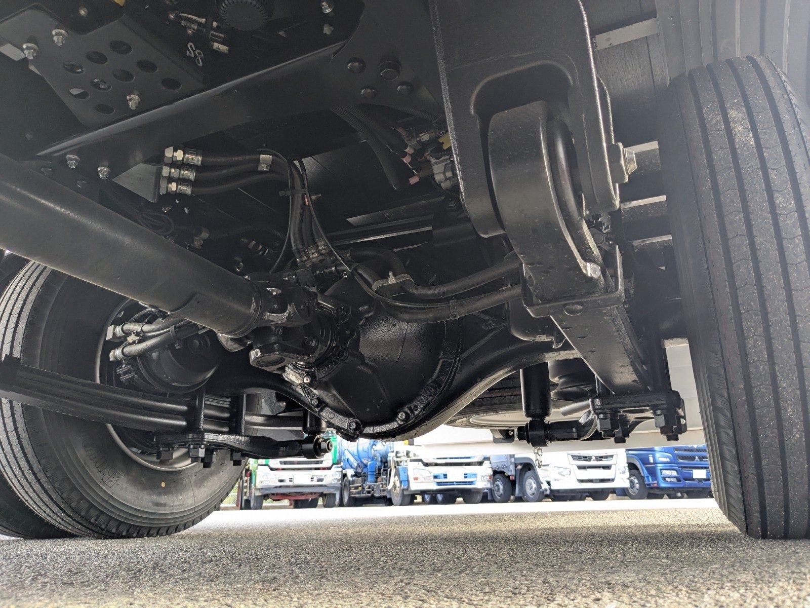 vehicle_image_20260606150506HRzrMlXcYt.jpg