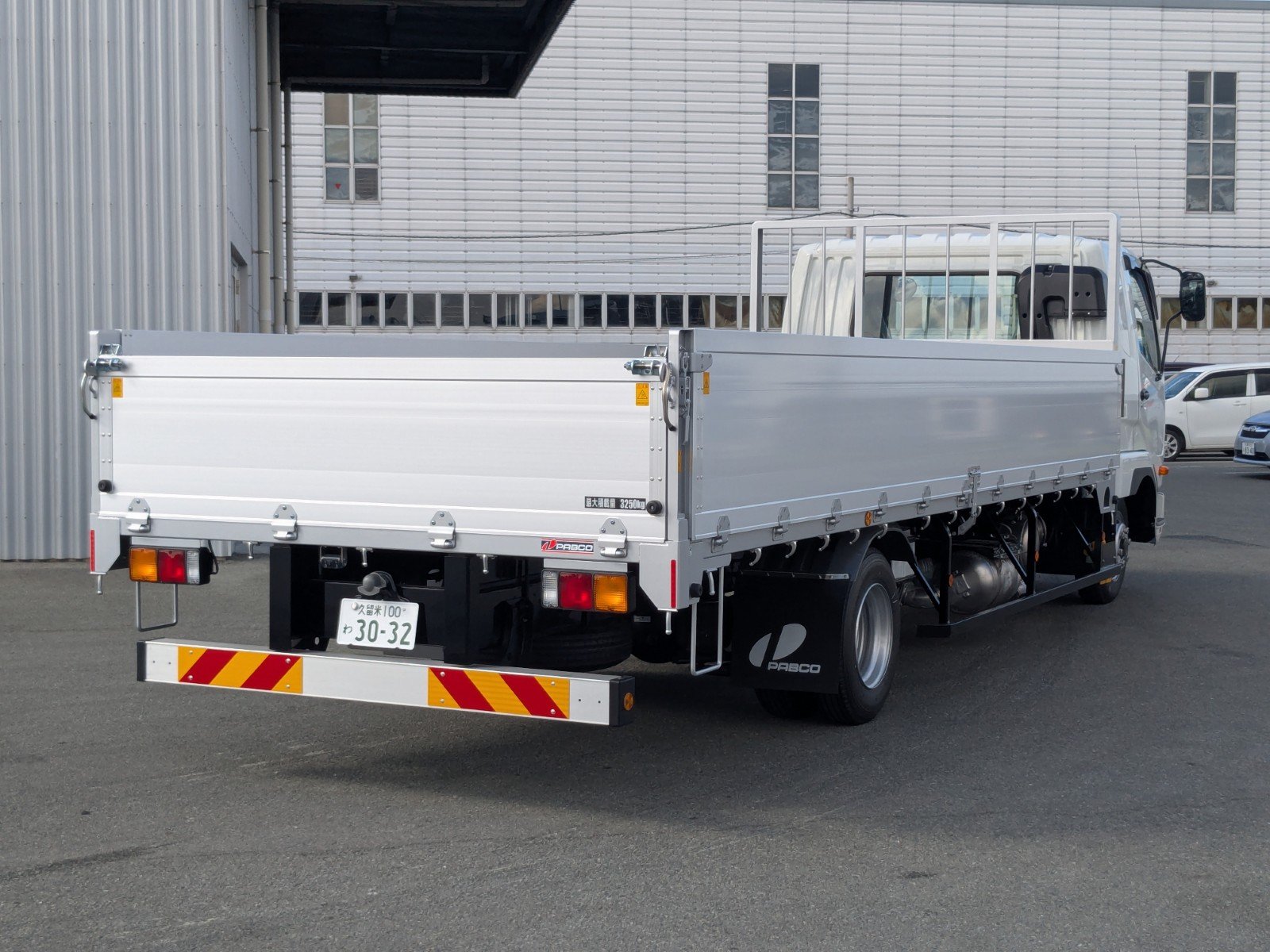 vehicle_image_20260606150506jgWxMa7JsI.jpg