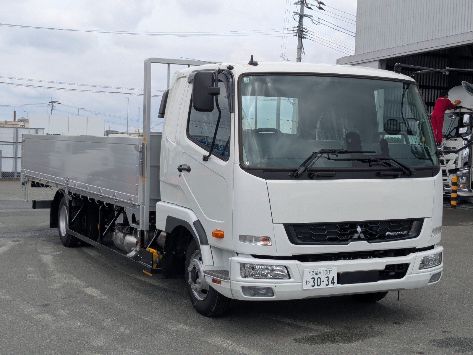 vehicle_image_20260606151355DfdLAWYtdS.jpg