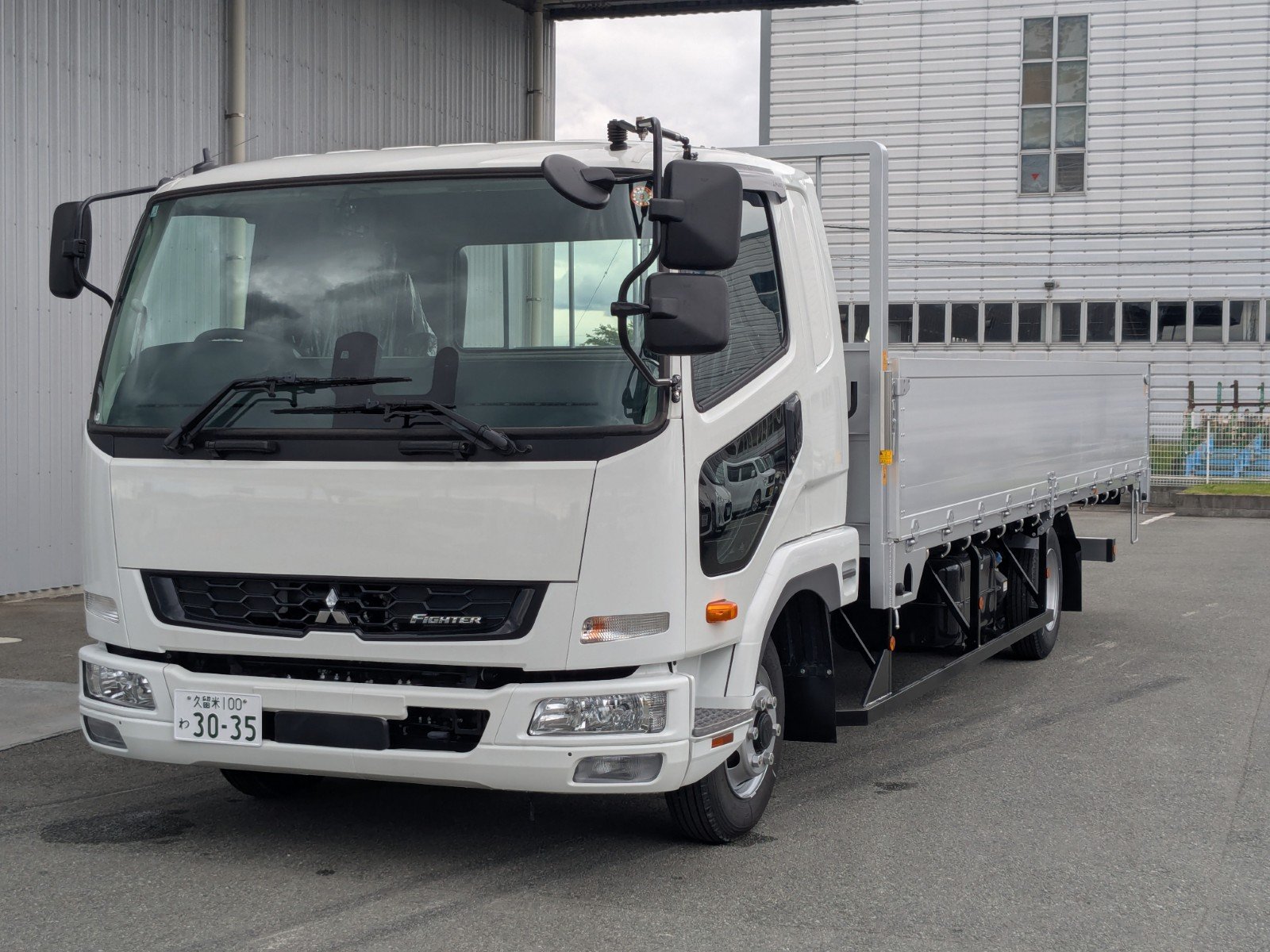 vehicle_image_20260606151711VjK2WnwlIX.jpg