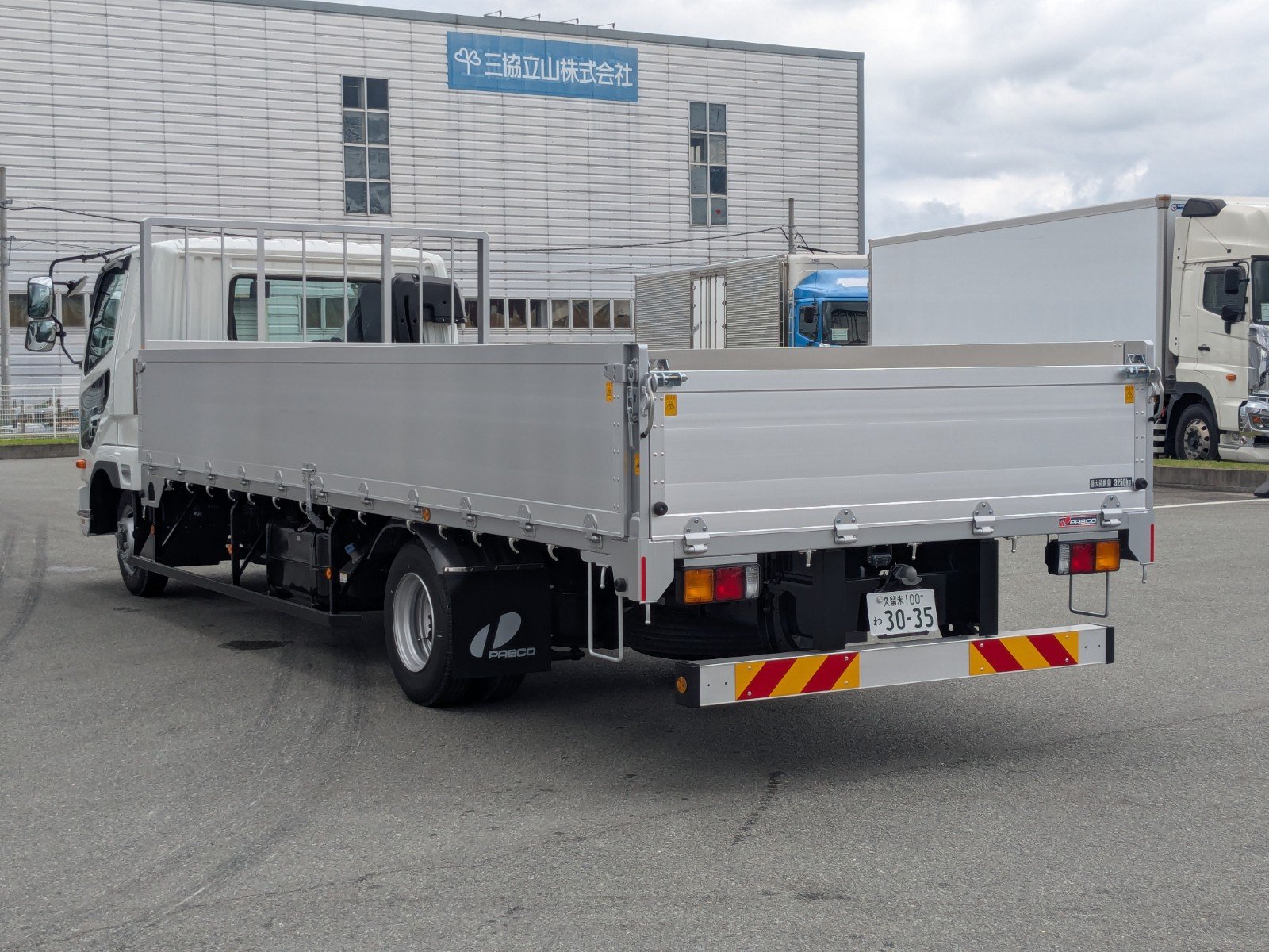 vehicle_image_20260606151711WIFVsRsfSM.jpg