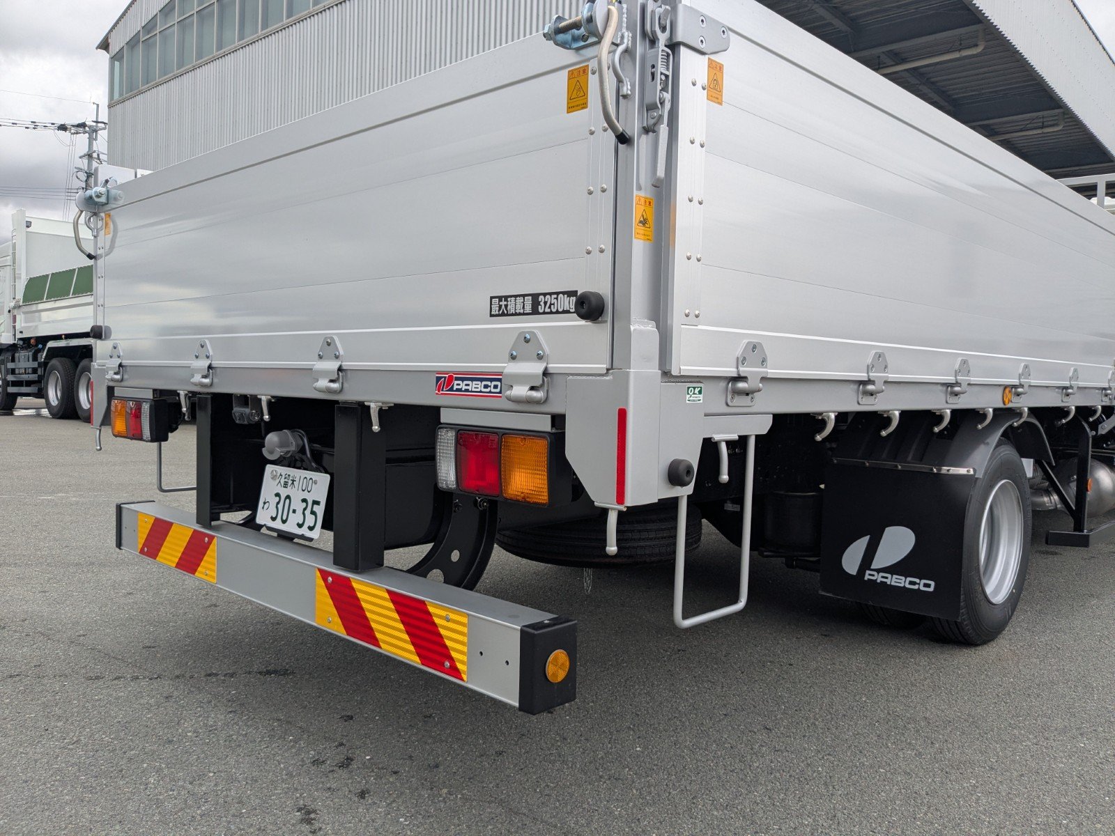 vehicle_image_20260606151711qFxveUivrc.jpg