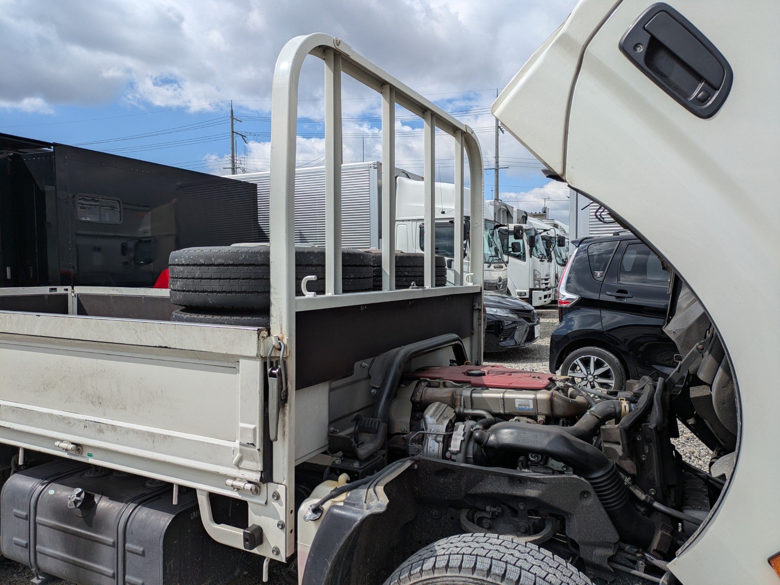 vehicle_image_202603120850472qnQ3kBbpG.jpg