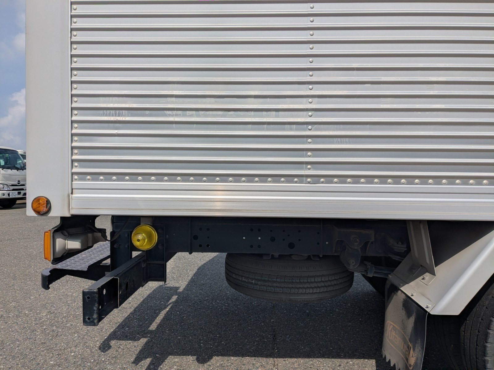 vehicle_image_20260307154245IYFDc7BcKk.jpg