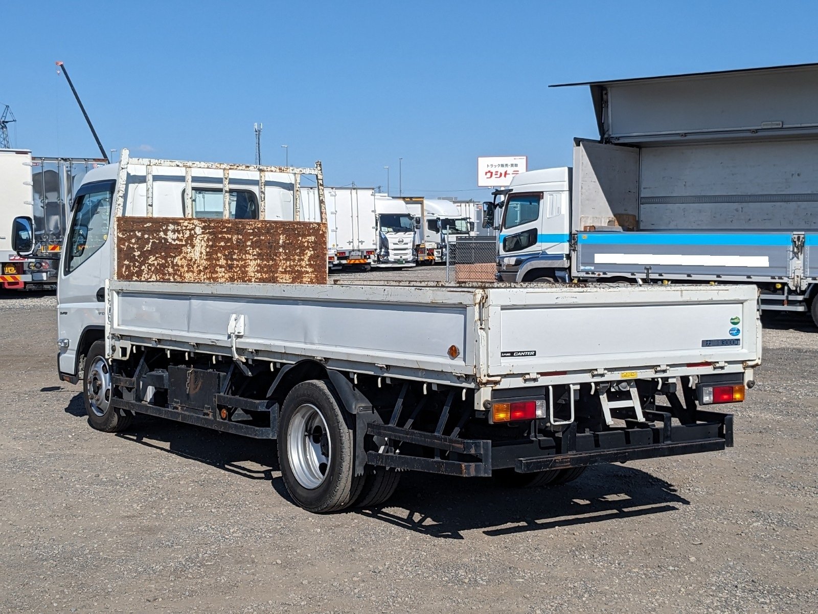 vehicle_image_20260316115511GImh8JB4zP.jpg