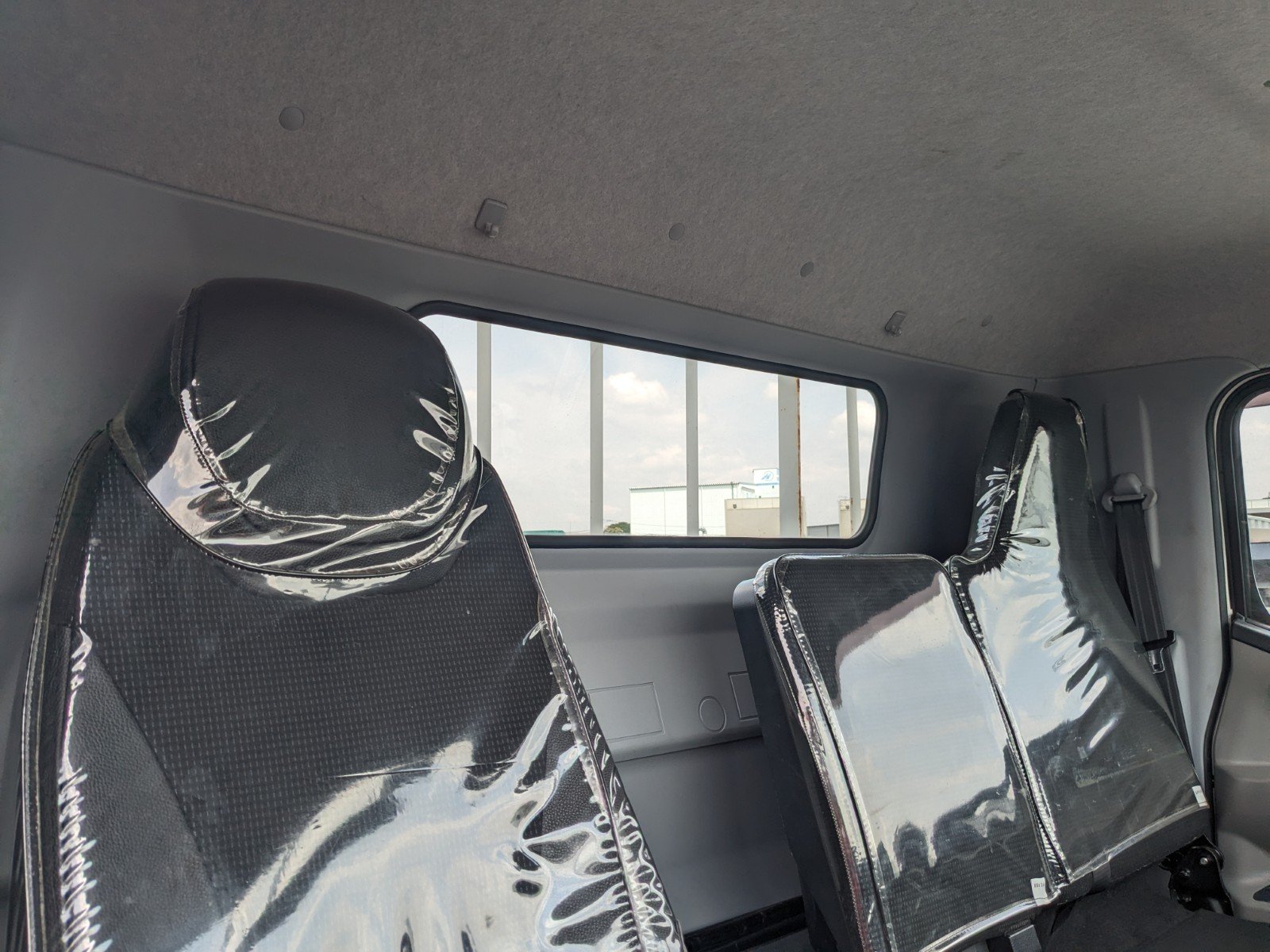 vehicle_image_20260422114226AdcwzAhX4r.jpg