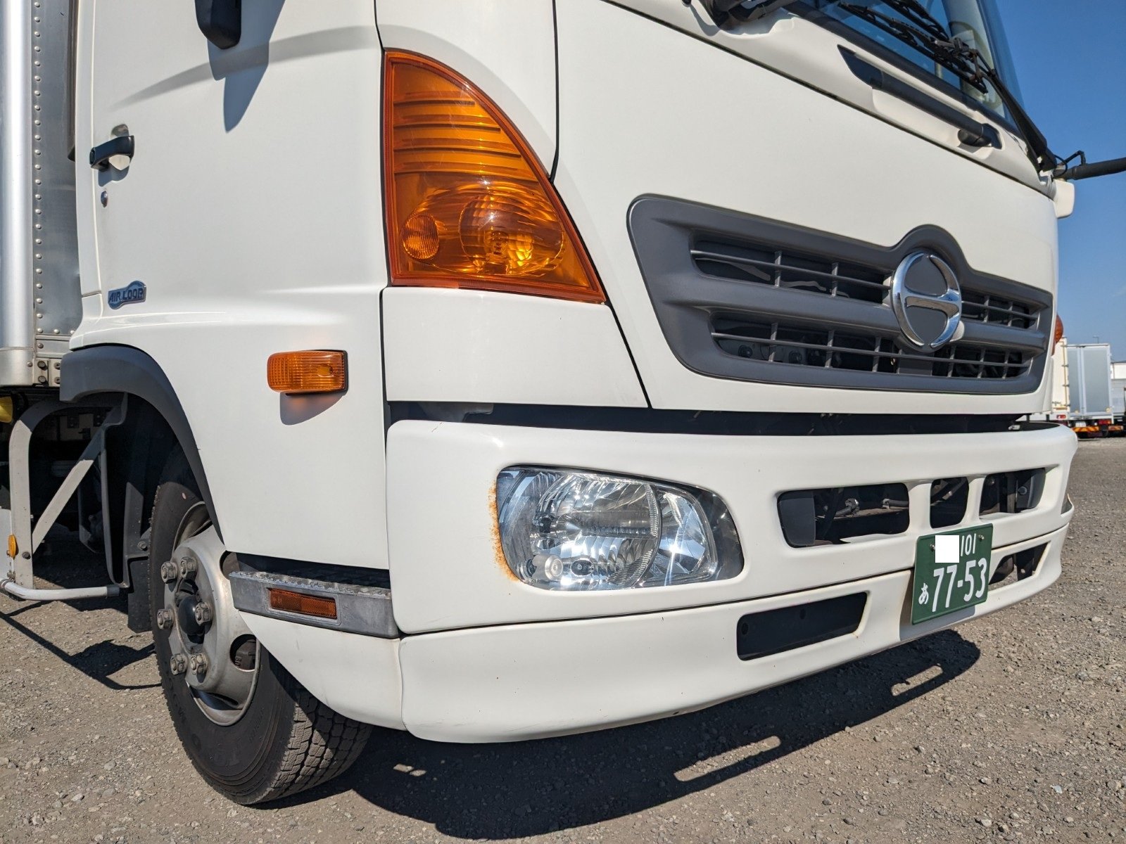 vehicle_image_20260216145113ypnqBQWfJh.jpg