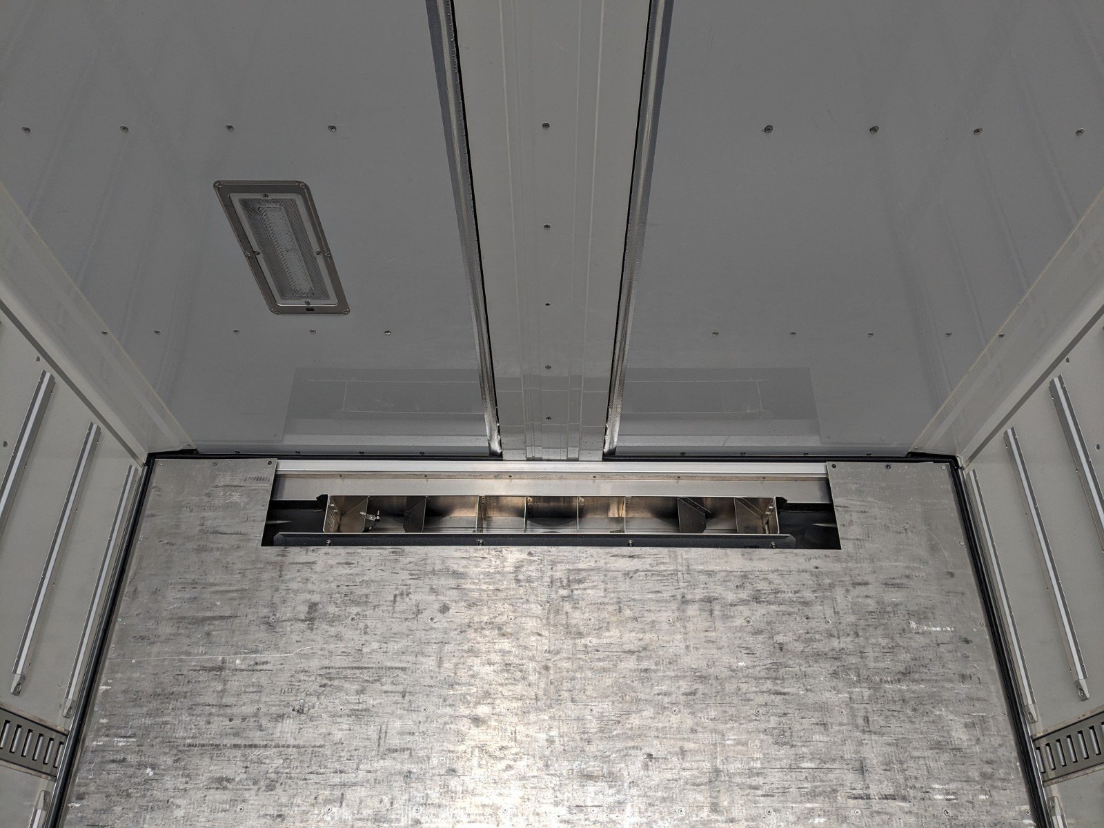 vehicle_image_20260310182500lSUfnagIls.jpg