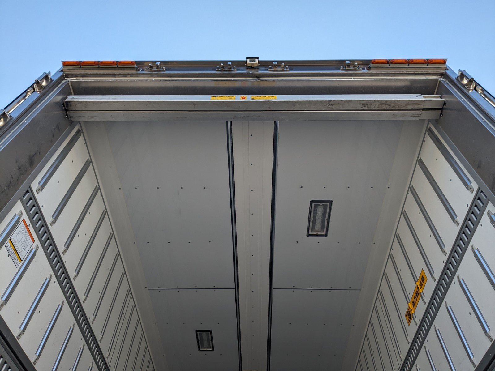 vehicle_image_20260310182500nH7Z7OJDGC.jpg