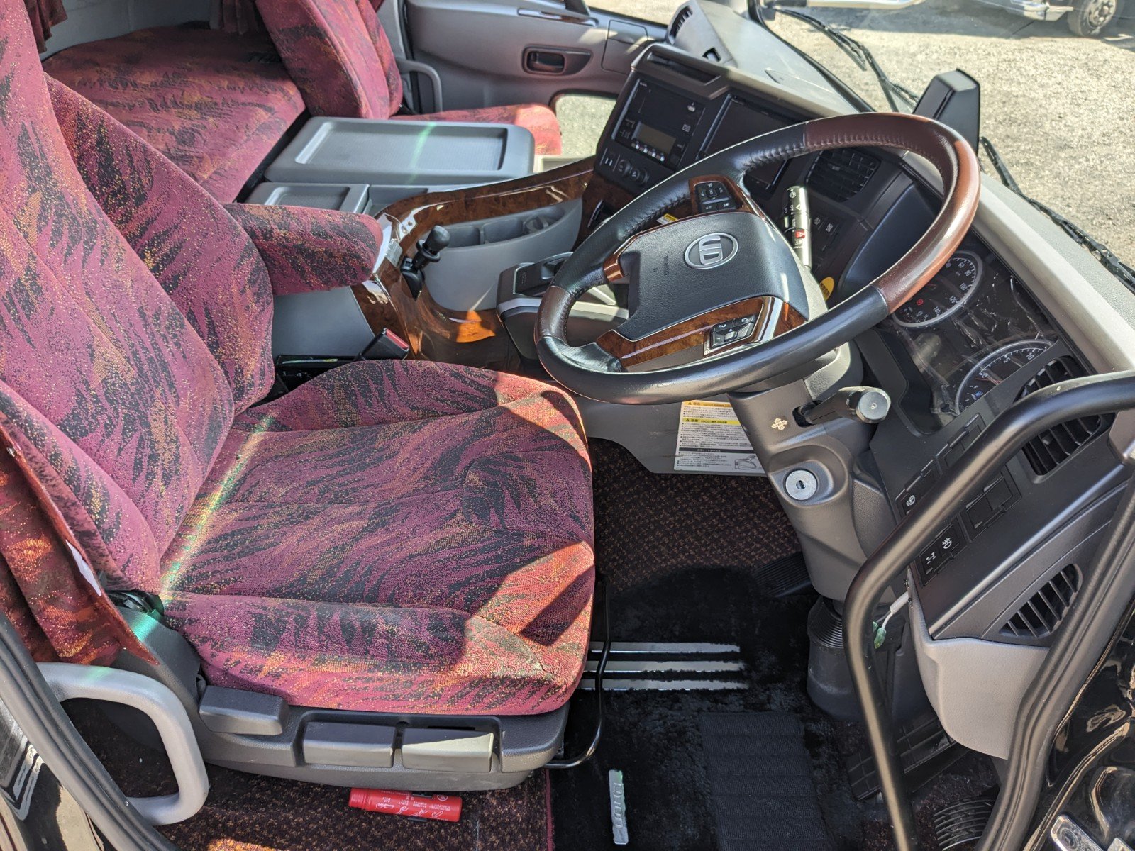 vehicle_image_20260310182500oGbfFzifoT.jpg