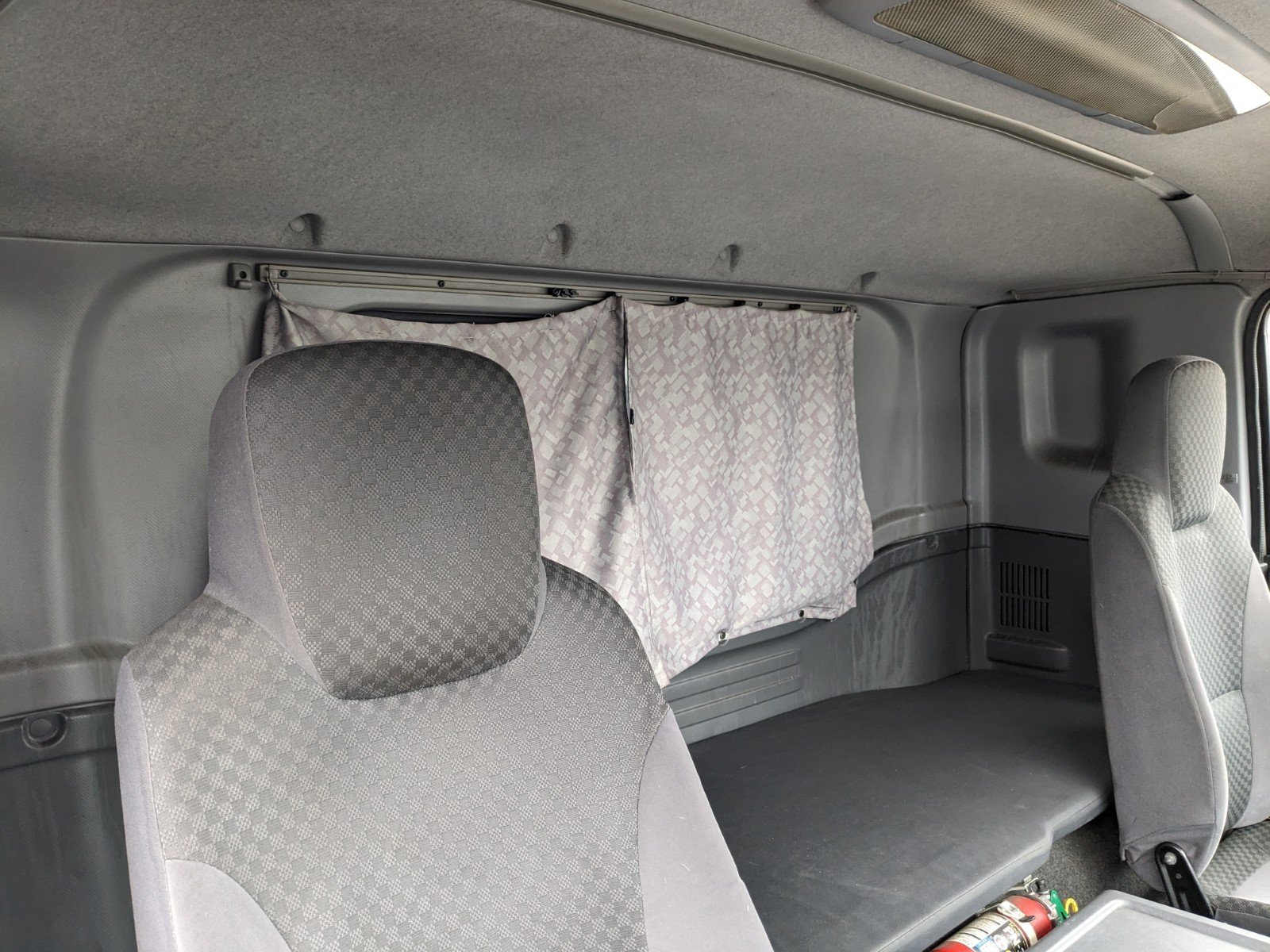 vehicle_image_20260318095235Yfn6EdRyN4.jpg
