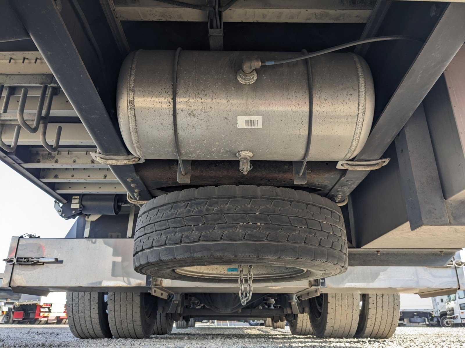 vehicle_image_20260220094007y6yJsBj5u4.jpg