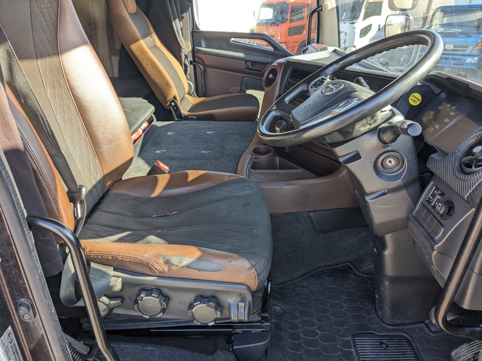 vehicle_image_20260220091258NDykFnnRtO.jpg