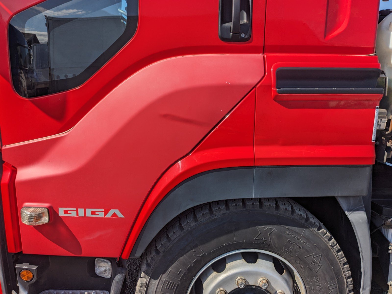 vehicle_image_20260330183504tNayye7BLx.jpg