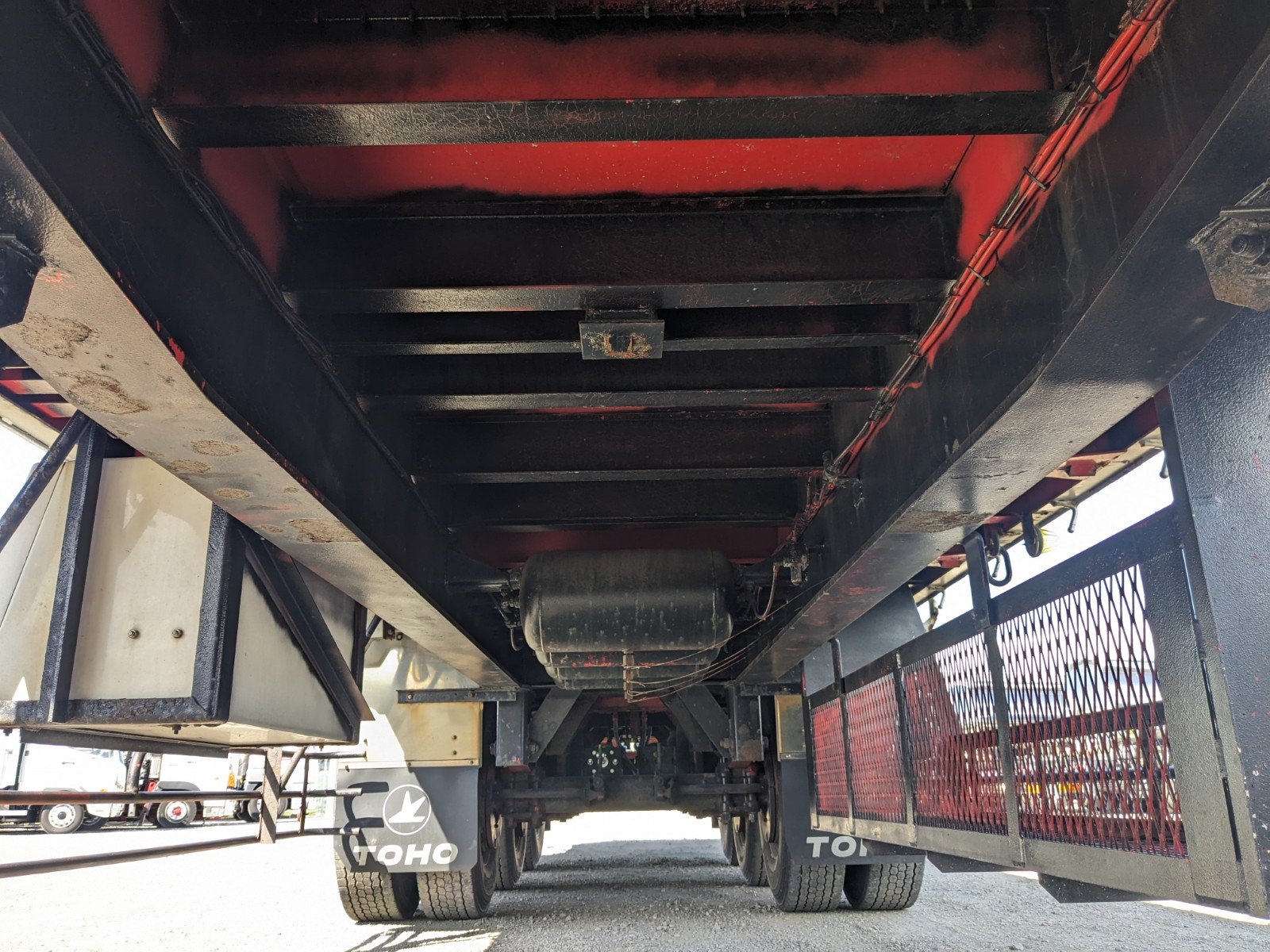 vehicle_image_20260330180901tjZK0nbJcb.jpg