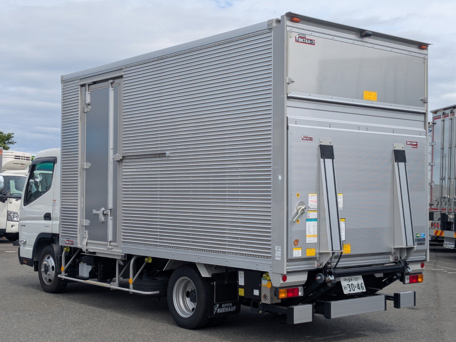 vehicle_image_202605220954078KfOTg4qIO.jpg
