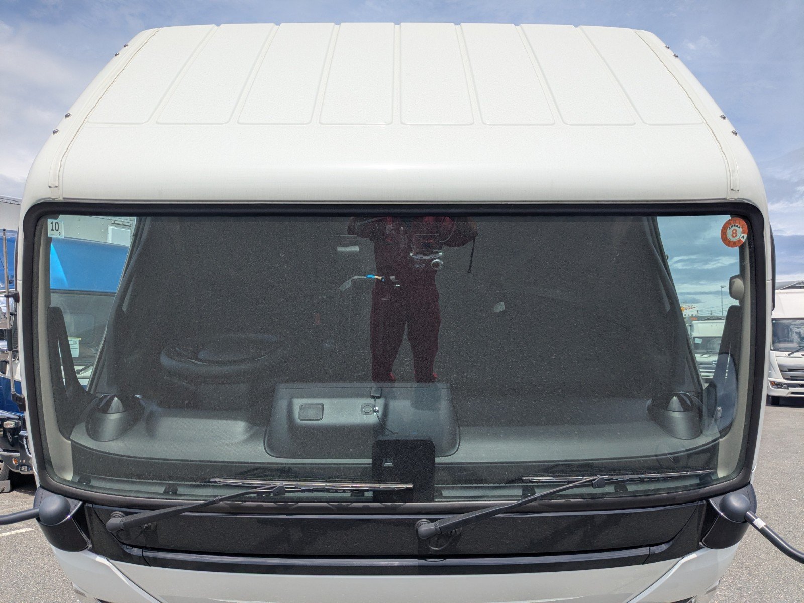 vehicle_image_20260522095407FmdwVDgUBk.jpg