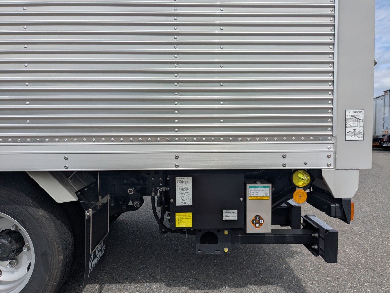 vehicle_image_20260522095407Q8Q3jrh9lr.jpg