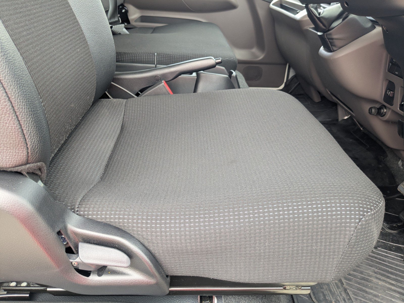 vehicle_image_20260522095407d0lBbCTI7Y.jpg