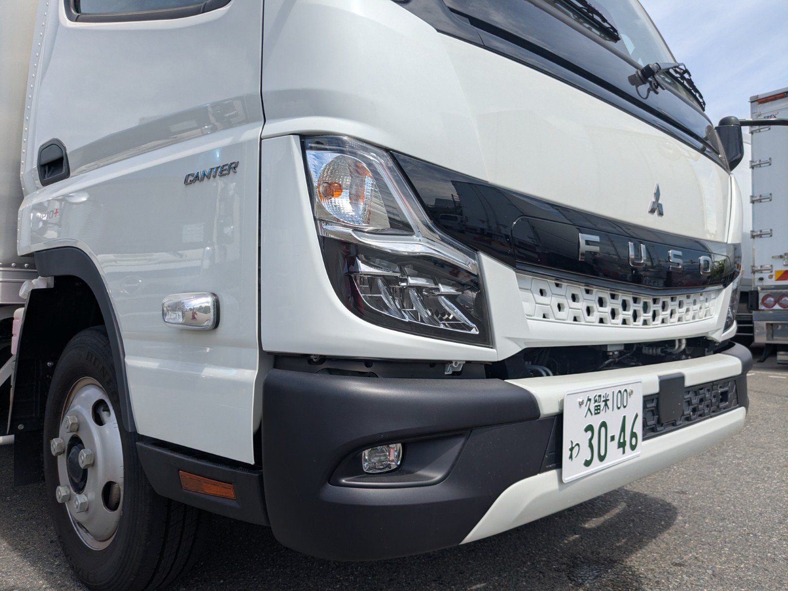 vehicle_image_20260522095407nimWDxR9FW.jpg