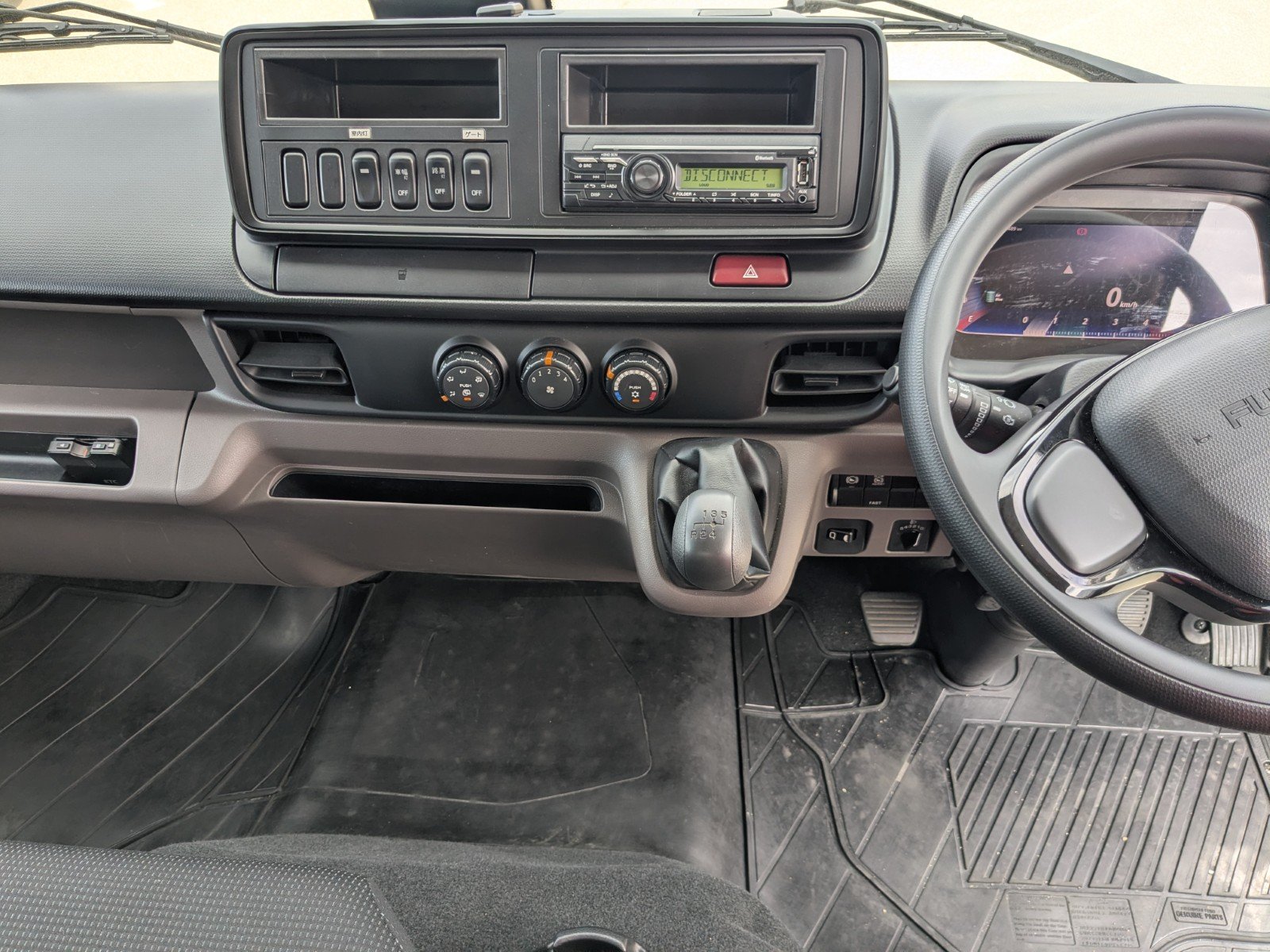 vehicle_image_20260522095407qwod5bJTQT.jpg