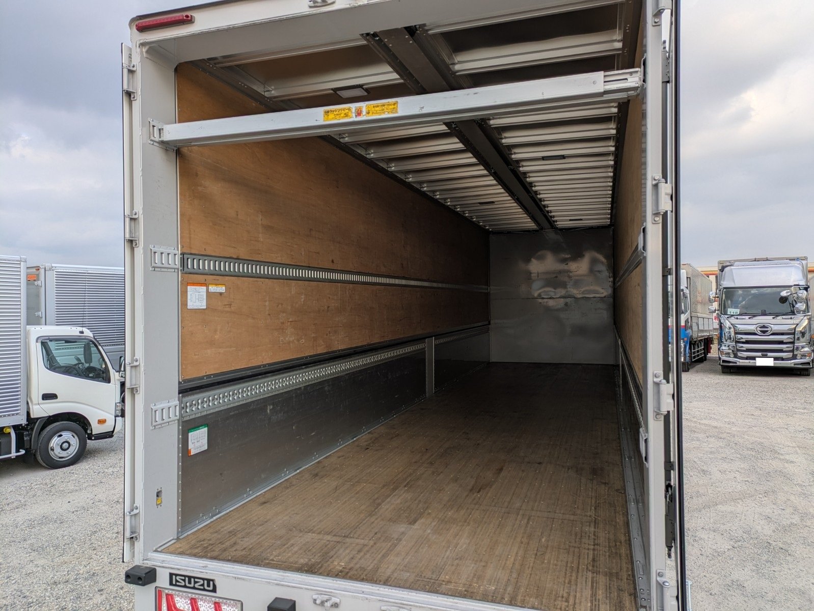 vehicle_image_20260129090820Lbg2mMVBu1.jpg