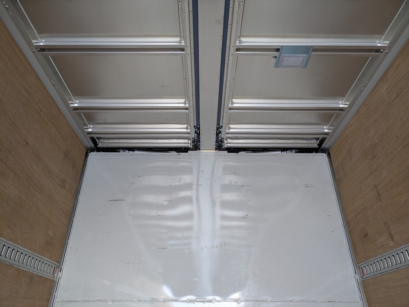 vehicle_image_20260129090820fX6oEprH7S.jpg