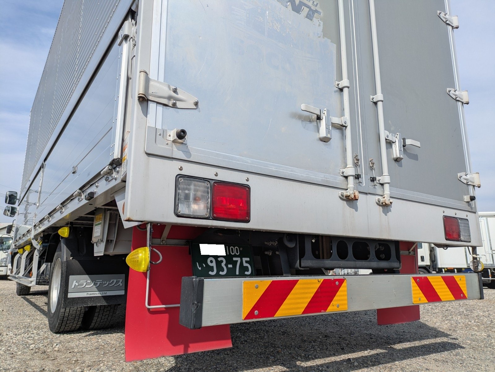 vehicle_image_20260424104738XyZH6B5kN9.jpg