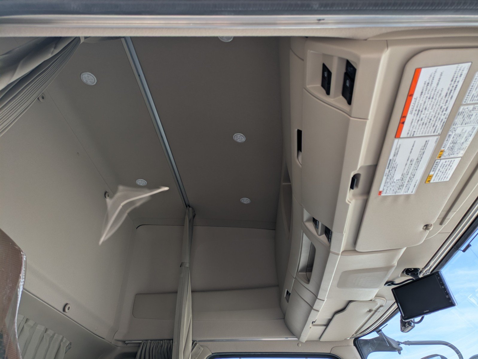 vehicle_image_20260424104738jhvd85zs4V.jpg