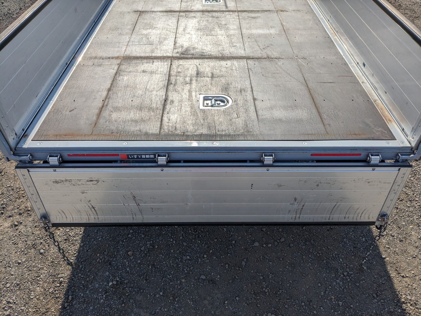 vehicle_image_20260513133605bxGeWO3jGP.jpg