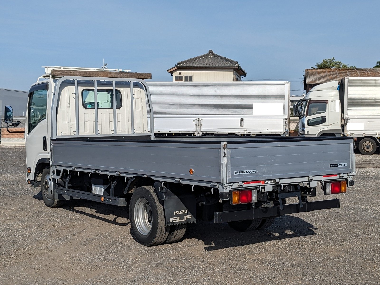 vehicle_image_20260513150344SKijWJ4qmH.jpg