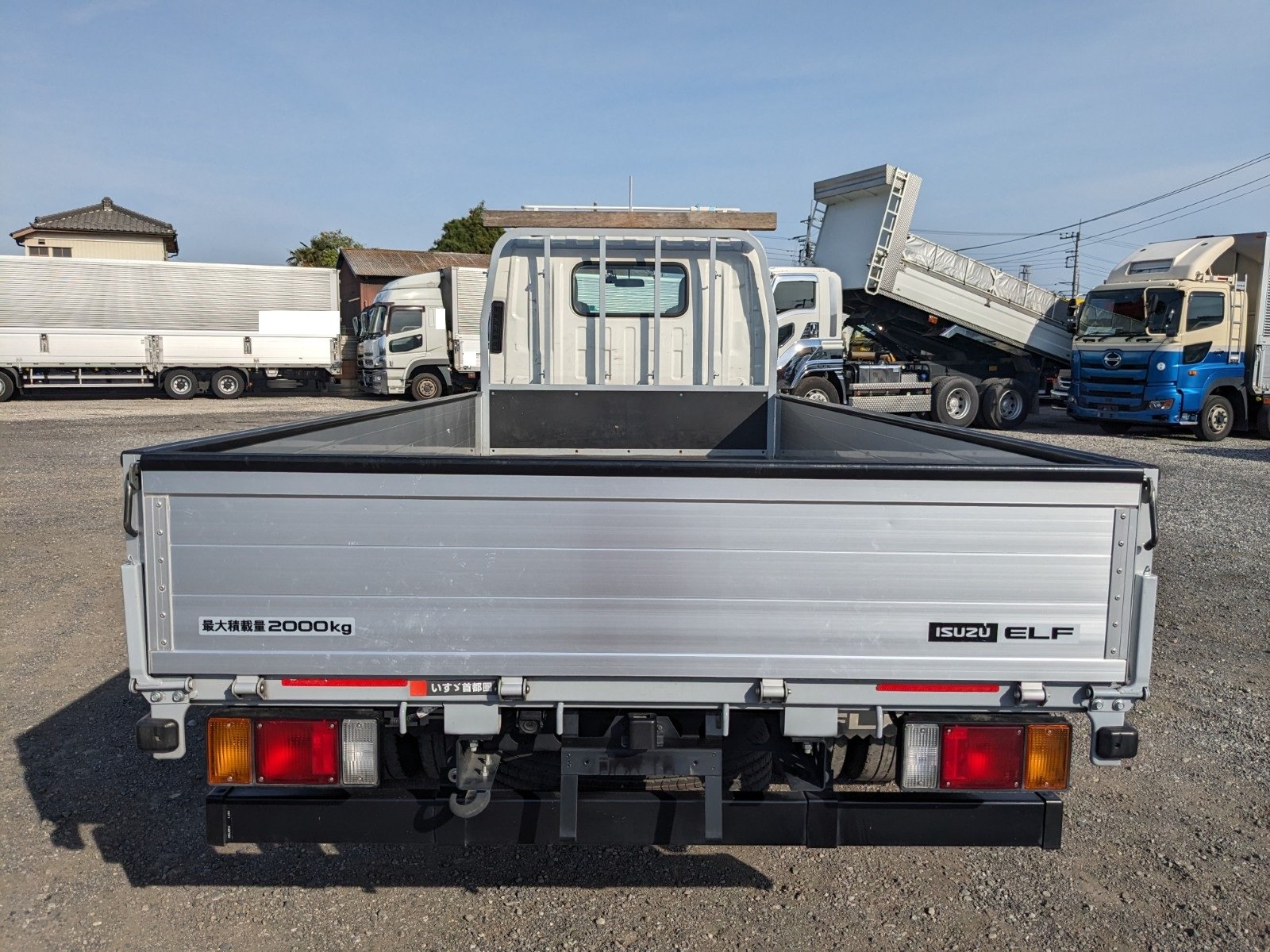 vehicle_image_20260513150513CqQCoJmkS9.jpg