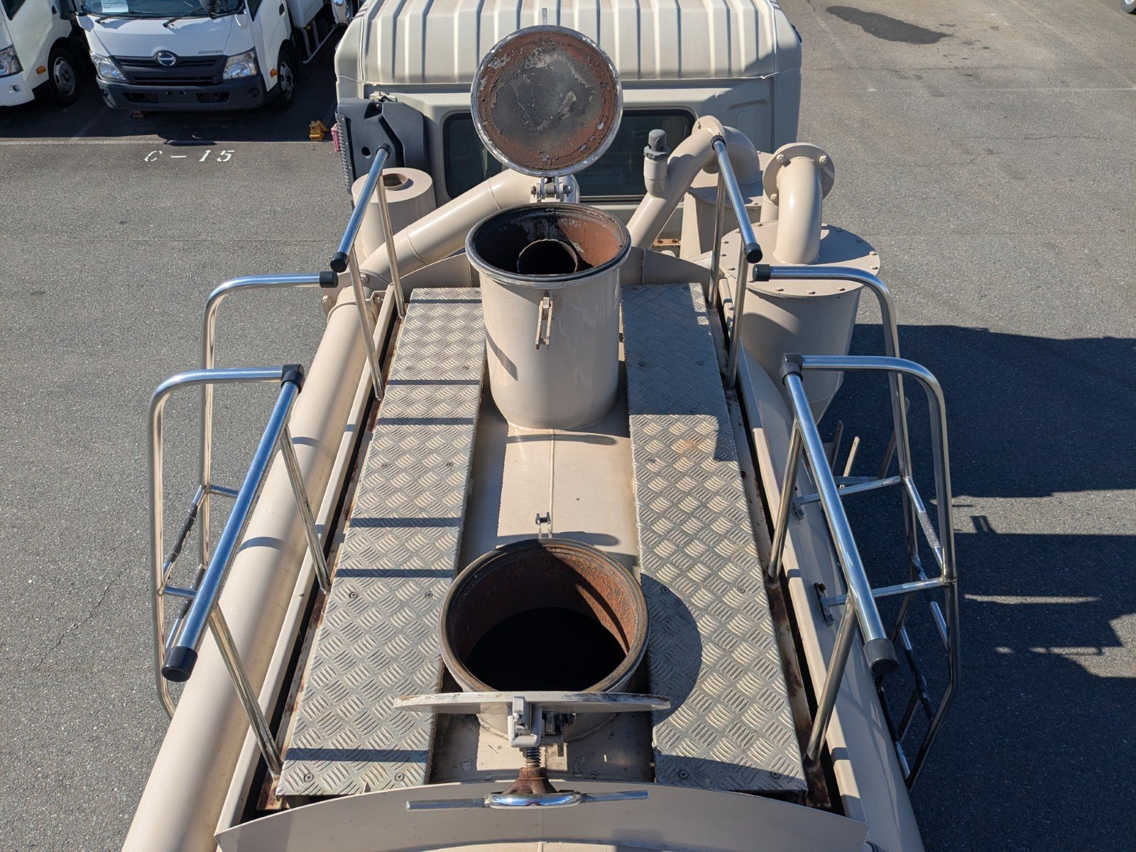 vehicle_image_20260219093628lDYp7U5Z9q.jpg