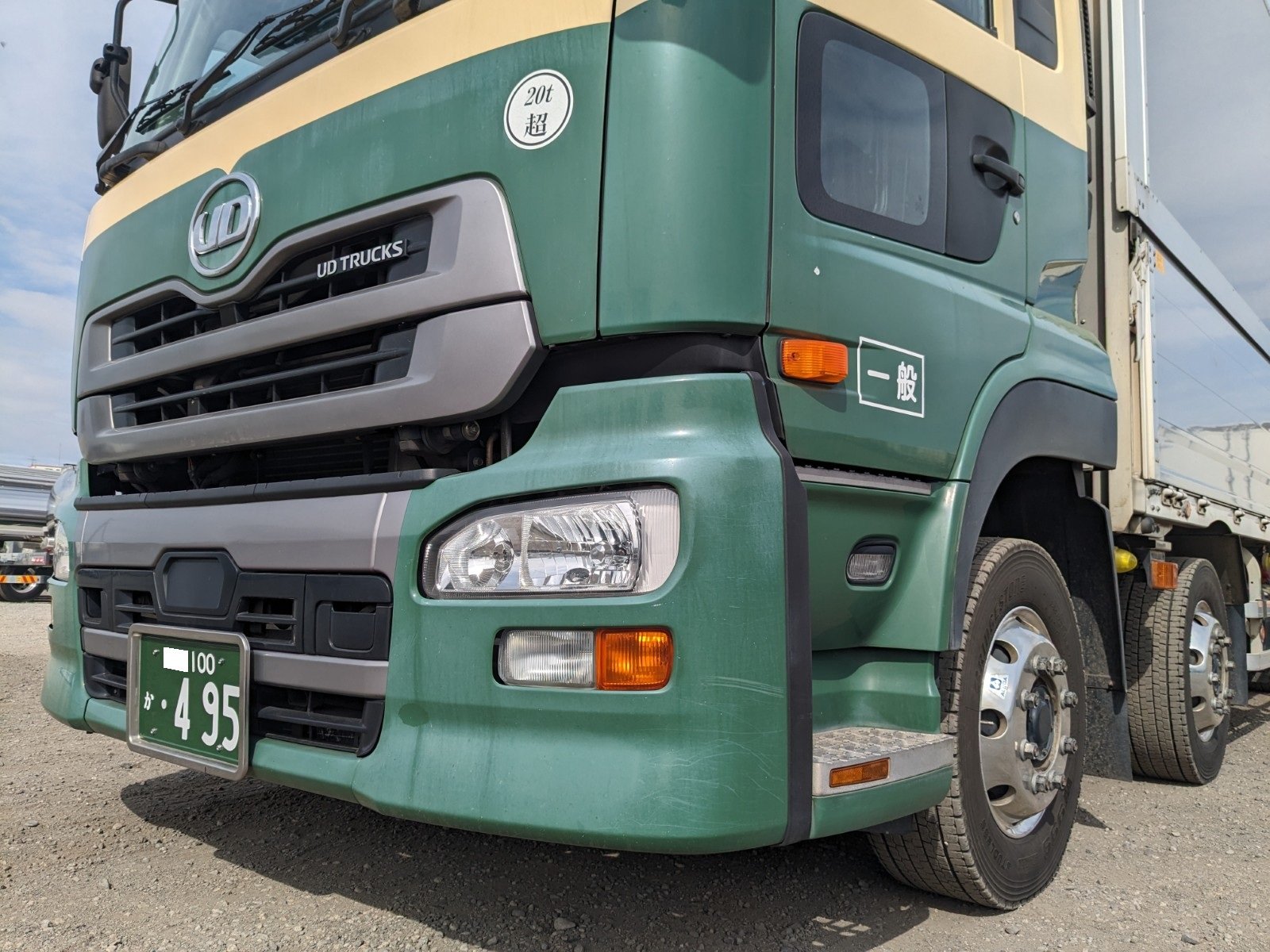 vehicle_image_20260306144524kz0n0ANQSZ.jpg