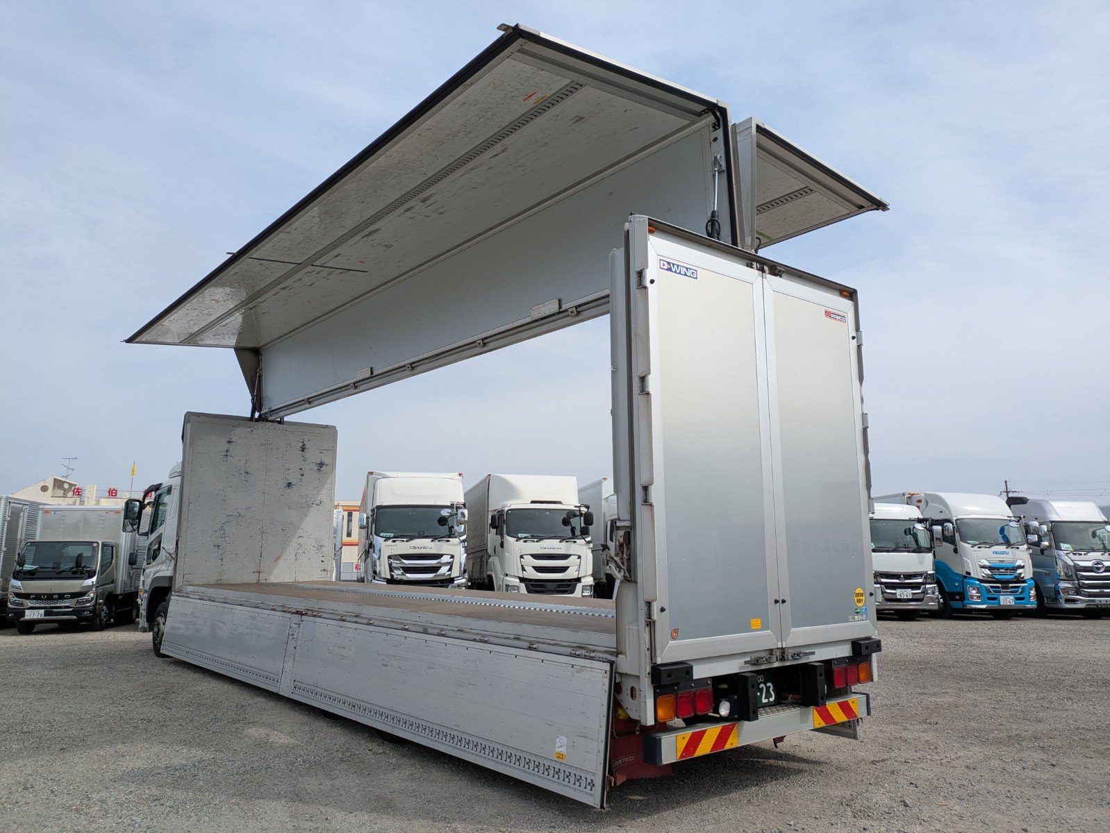 vehicle_image_20260310170715EDwIkb2vnV.jpg