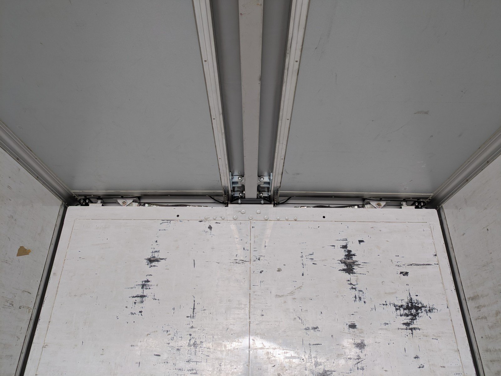 vehicle_image_20260310170715YTKTVFeqRR.jpg