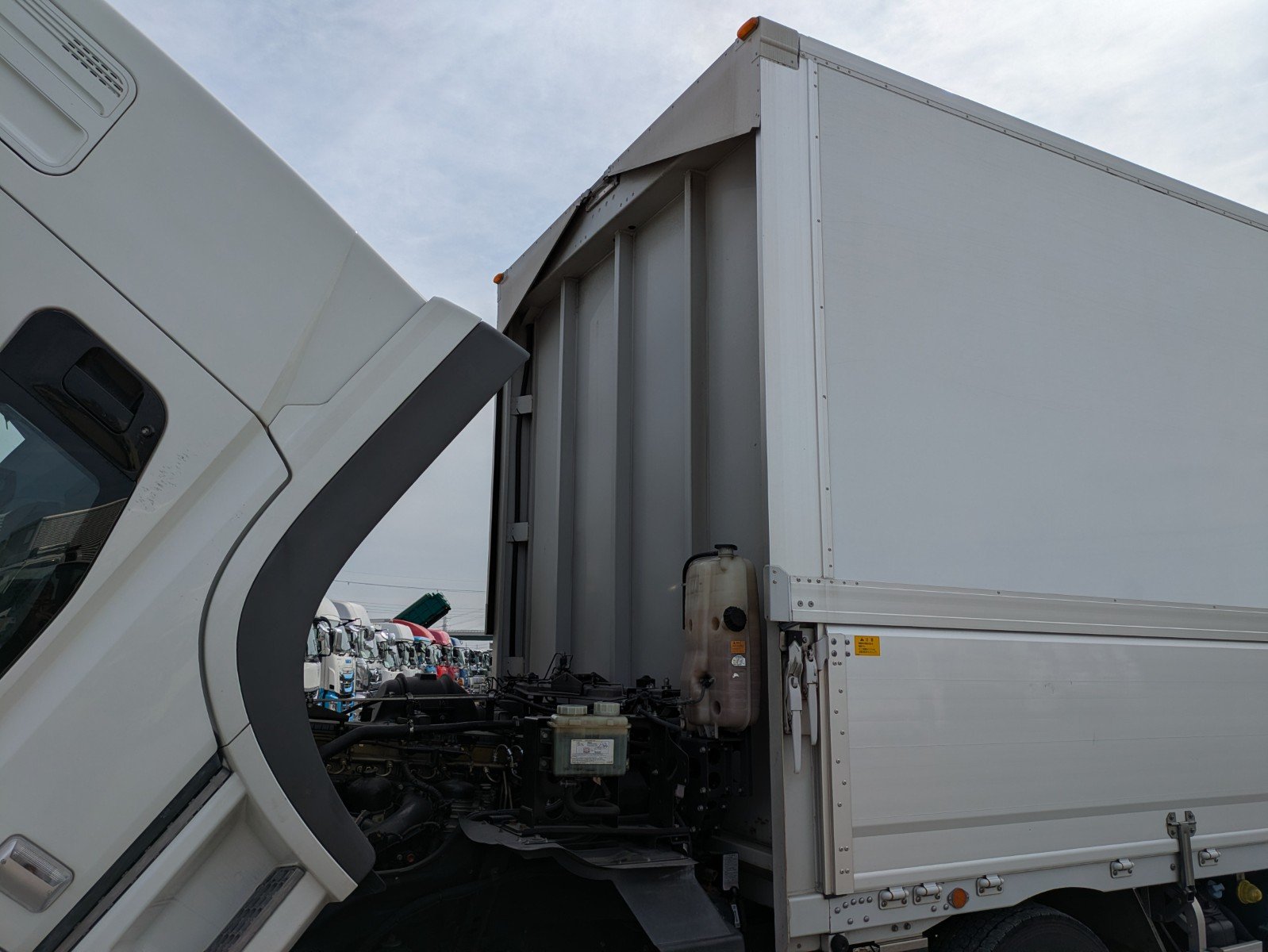 vehicle_image_20260310170715bm4p9GQBqZ.jpg